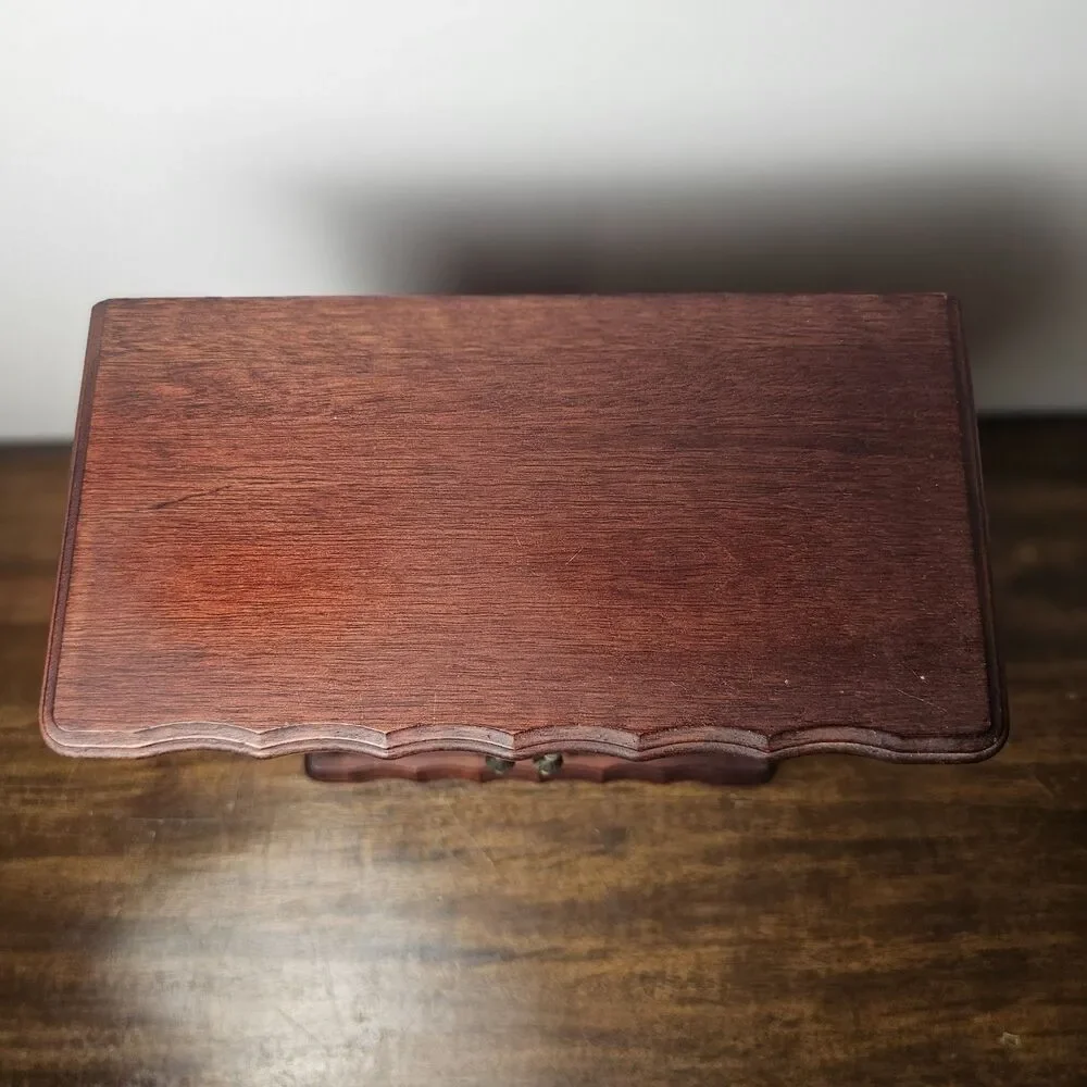 Unbranded elegant vintage